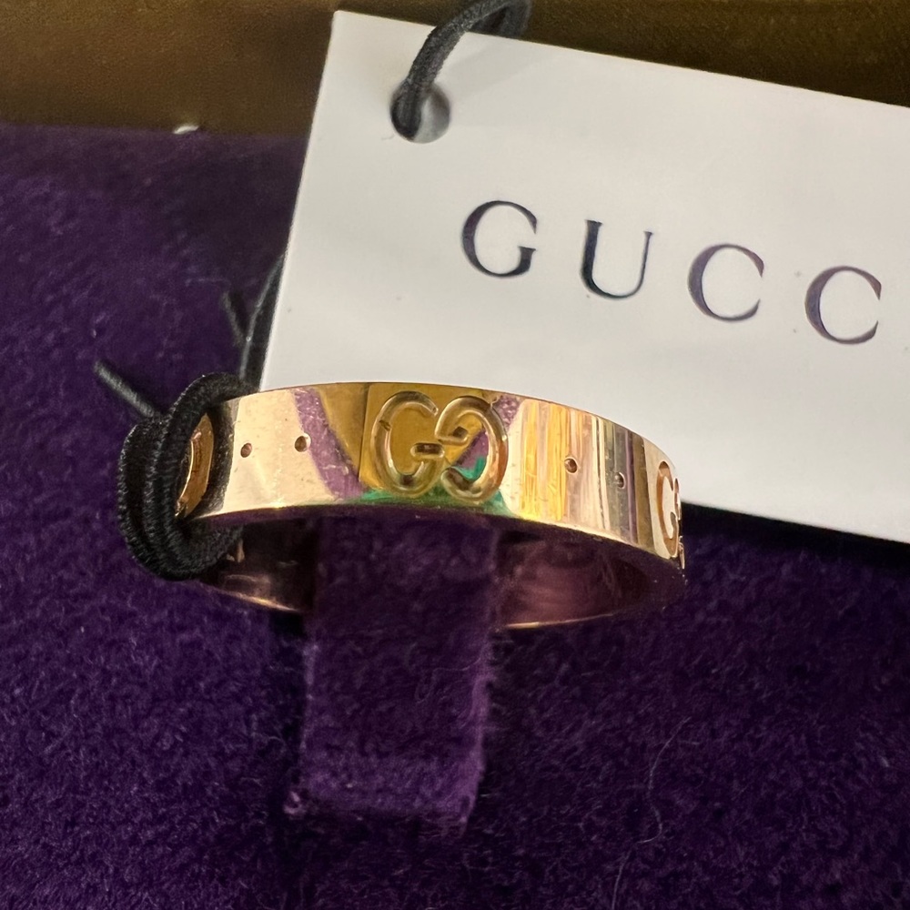 GUCCI Icon 18K Yellow Gold Thin Band Ring - Picture 4 of 11